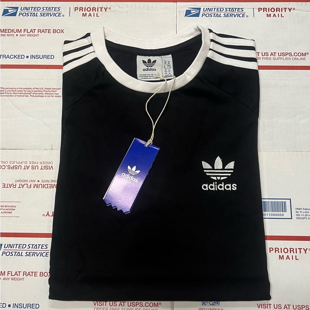 Adidas 3 stripes tee